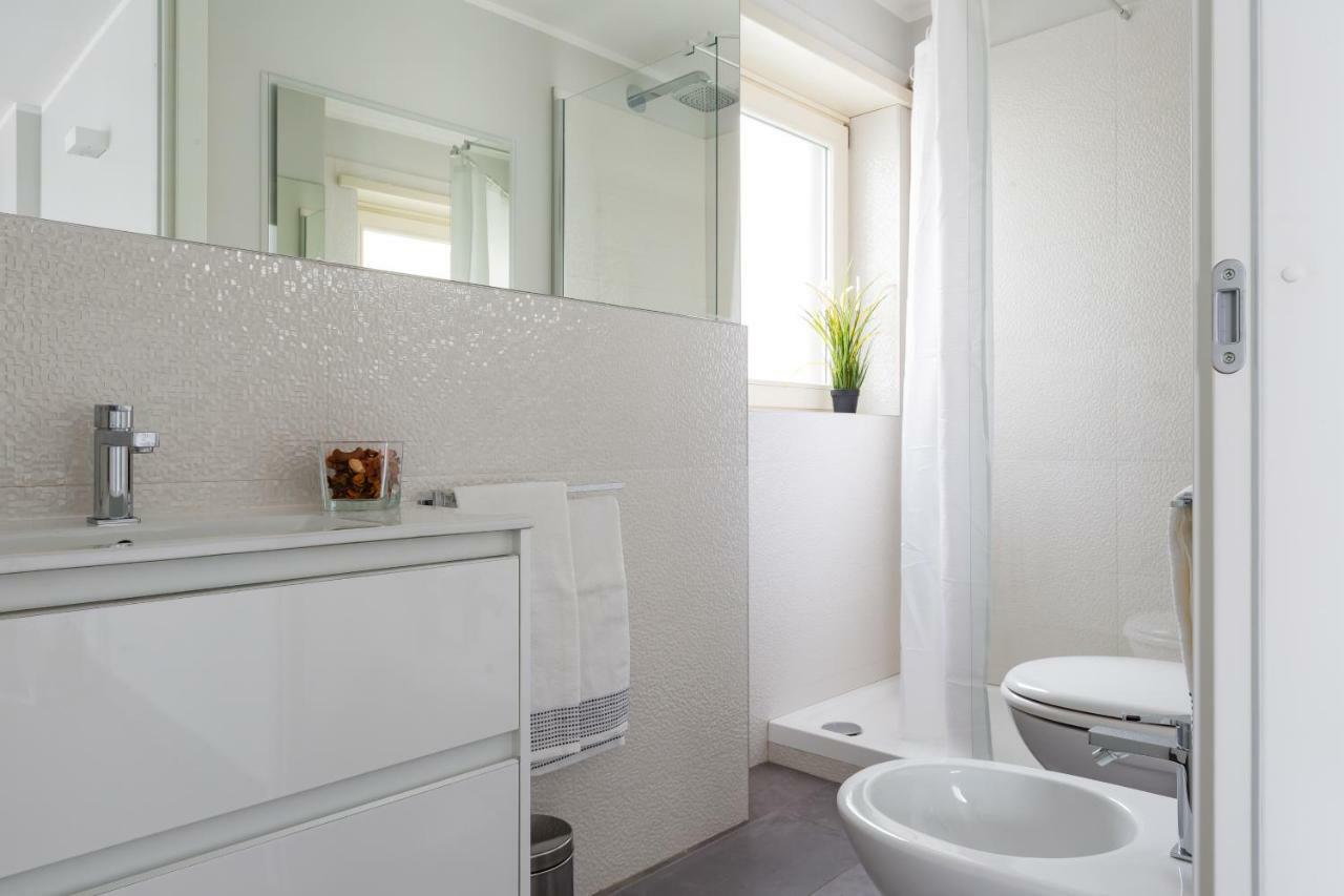 Penthouse 40 In Trastevere With Seasonally Jacuzzi Rom Exterior foto