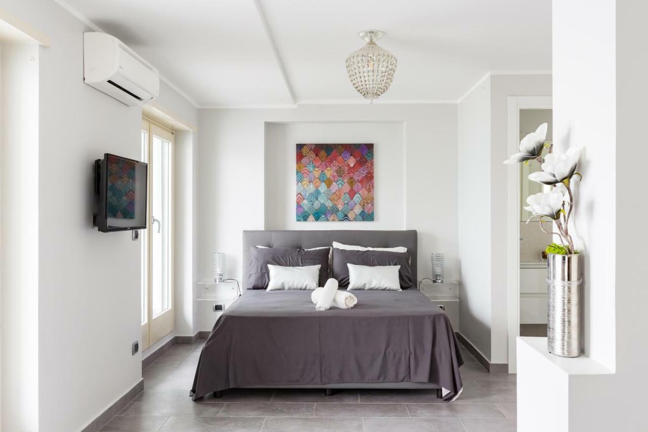 Penthouse 40 In Trastevere With Seasonally Jacuzzi Rom Exterior foto