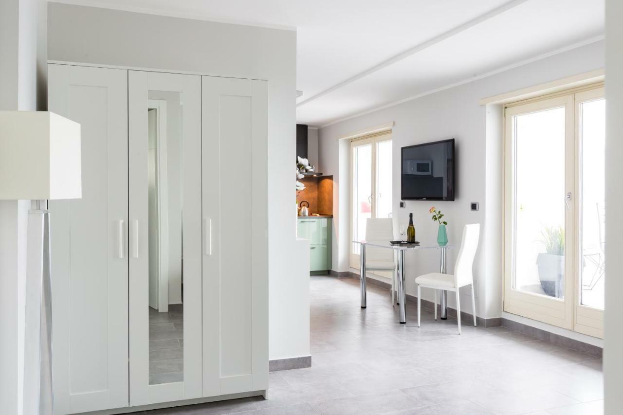 Penthouse 40 In Trastevere With Seasonally Jacuzzi Rom Exterior foto